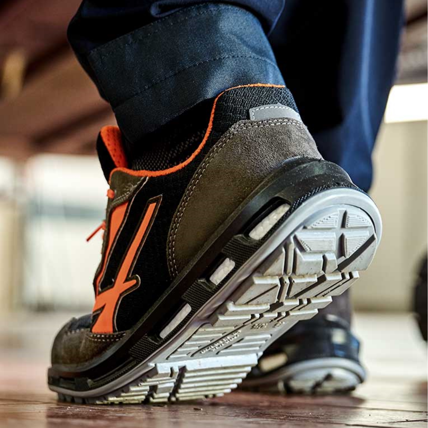 Seguridad ESD u Potencia Astro Zapatillas Zapatos seguridad libre de metal para hombre para mujer Upower 